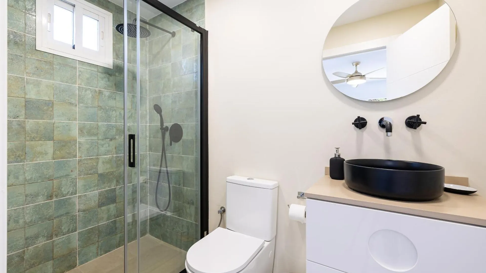 Apartmán First Line, Sea Views, Verde Y Mar By Mellow Màlaga